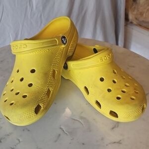 CROCS - Bright Yellow